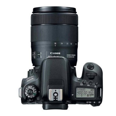 دوربین دیجیتال کانن مدل EOS 77D همراه با لنز 135-18میلی متر IS USM