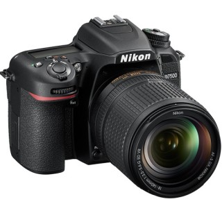 دوربین دیجیتال نیکون مدل D7500 همراه با لنز 140-18میلی متر (VR (af-s