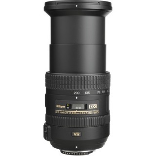 Nikon AF-S DX NIKKOR 18-200mm ED VR II